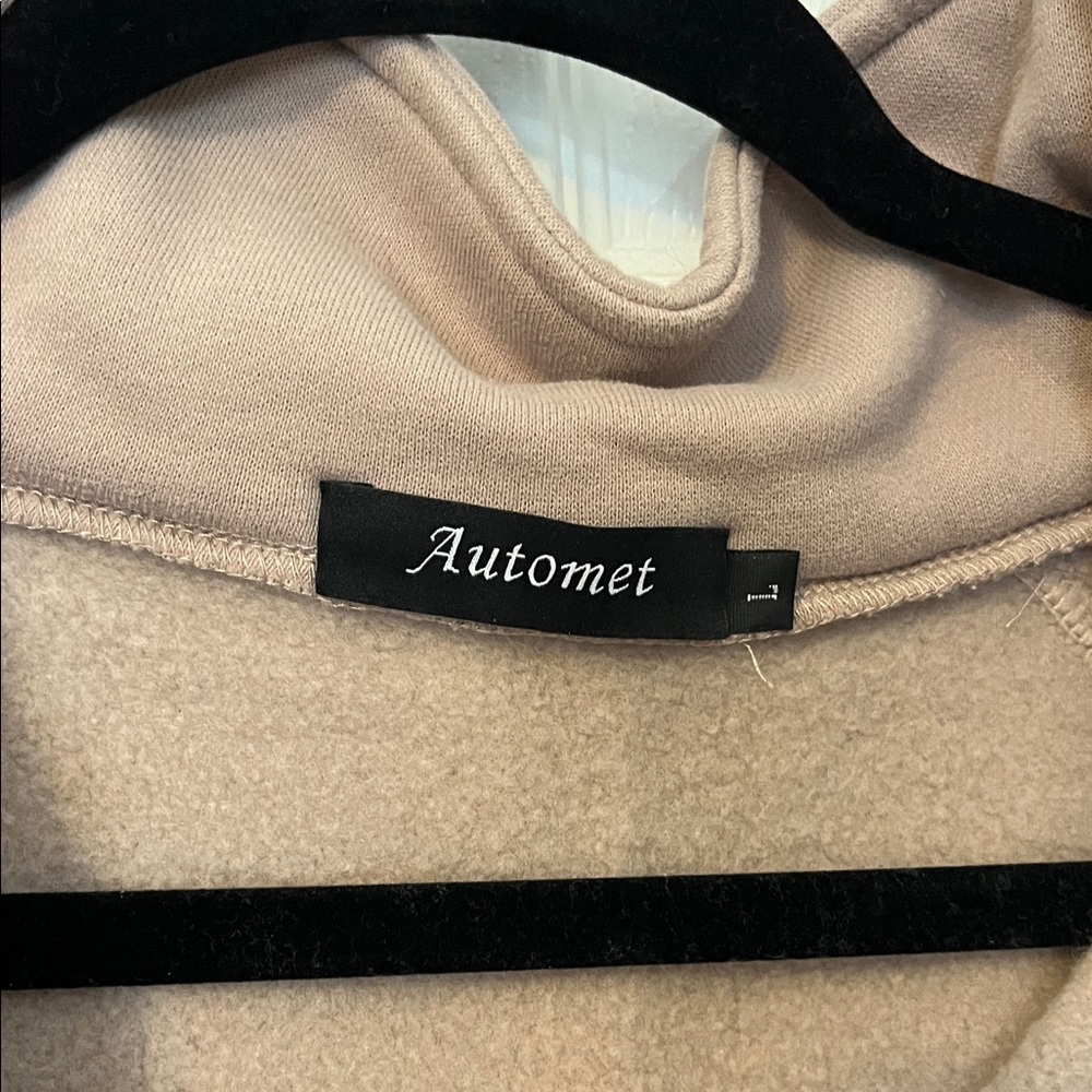 Automet Woman’s Half Zipped Cropped Pullover - Picture 3 of 5